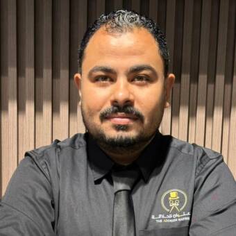 的化身 مصطفي يحيي