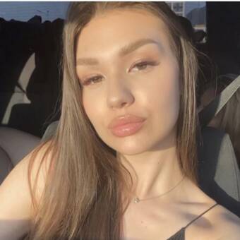 The avatar of Лора