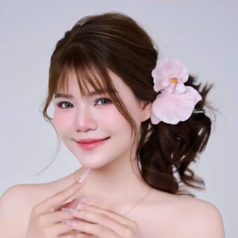 Thị Trangpseudoportretas