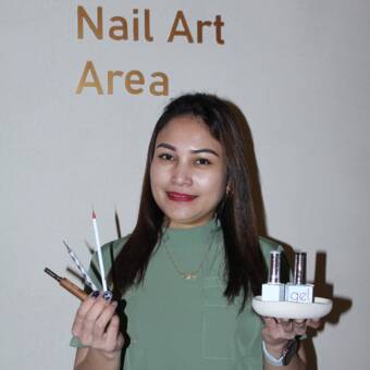 Henkilön Vicky | فيكي avatar