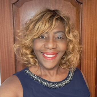 The avatar of Kari (Senior Colourist&Stylist)