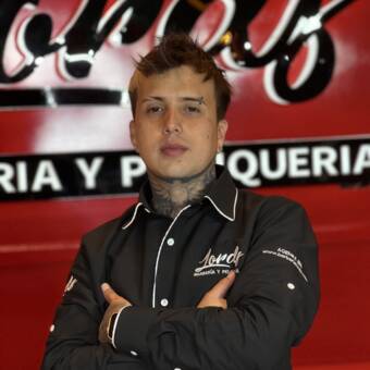 的化身 Andres Diaz