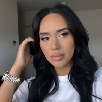 Henkilön Yasemin avatar