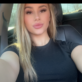 The avatar of Alexis T