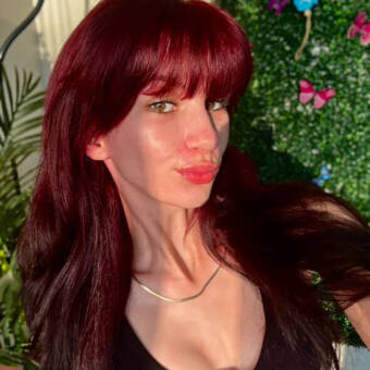 次のアバター： Jadyn