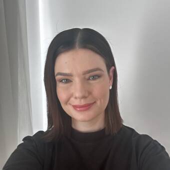 The avatar of Karissa