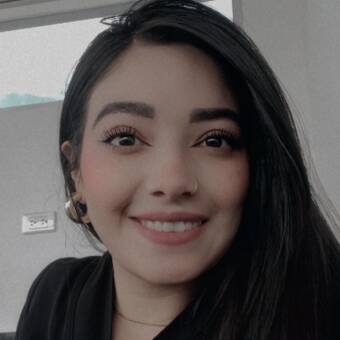 The avatar of Alejandra