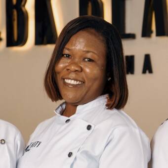 The avatar of Angela