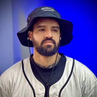 The avatar of Daynel