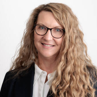 The avatar of Tracey