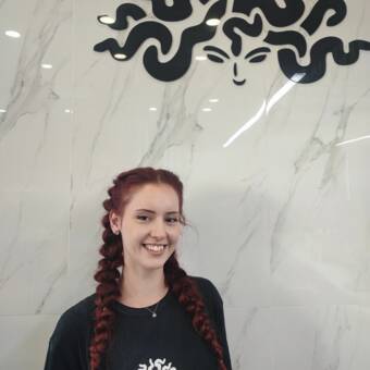 次のアバター： ΜΑΡΙΑ