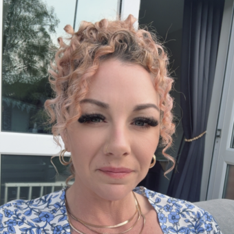 الصورة الرمزية لـ Katie