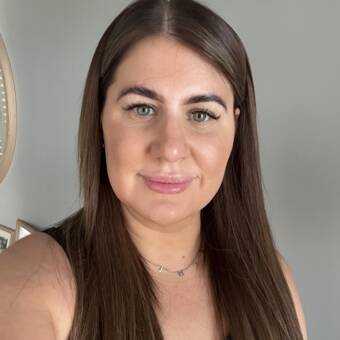 الصورة الرمزية لـ Nicolette