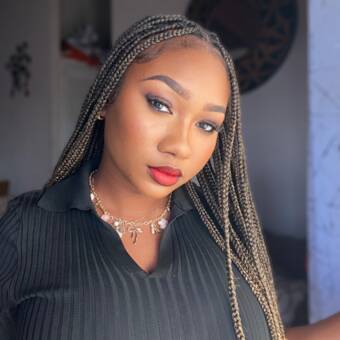 The avatar of Felicity