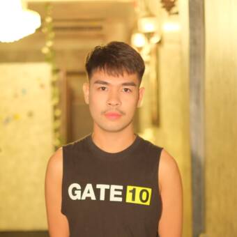 次のアバター： No.13 Bas