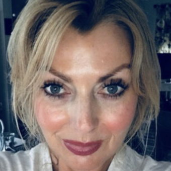 O avatar de Sharon