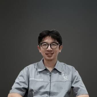 The avatar of Kevin