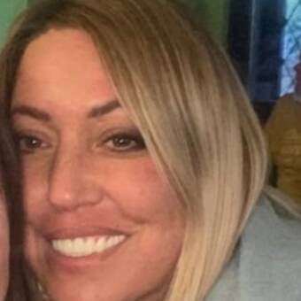 The avatar of Leeanne