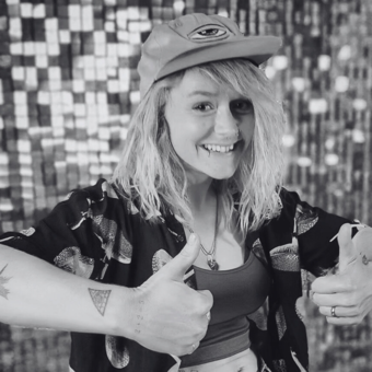 Hình đại diện của Julia Biddlecombe