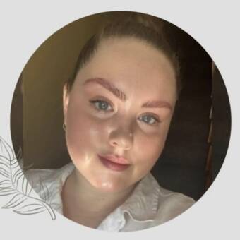 The avatar of Sarah