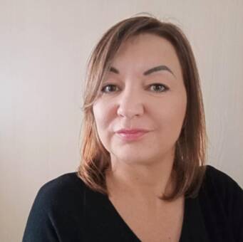 的化身 Dömeová Cyntia