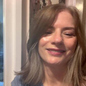 The avatar of Alison