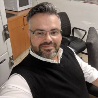 SANTOpseudoportretas