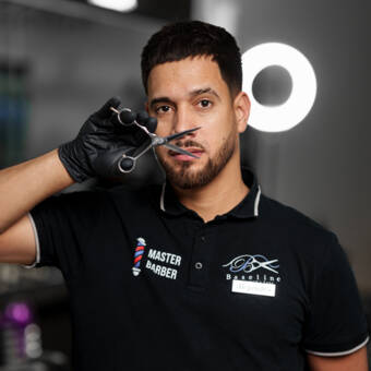 The avatar of Alejandro