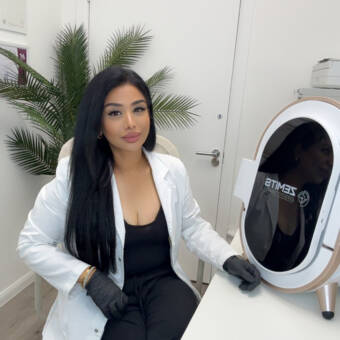NISHA的头像
