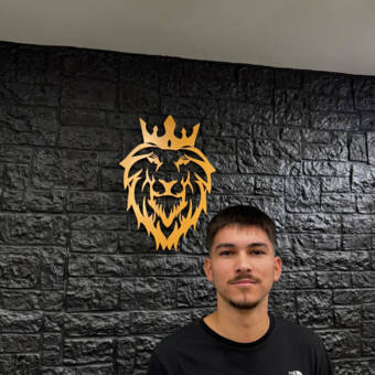 Awatar – Μάνος