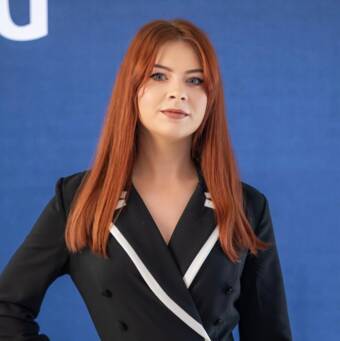 The avatar of 23 ANNY