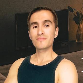 次のアバター： Diego