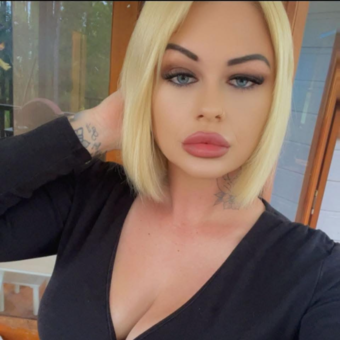 The avatar of Ashleigh