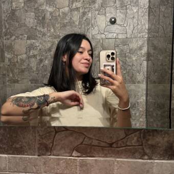 The avatar of Bea ♡