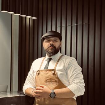 Аватарът на Tareq