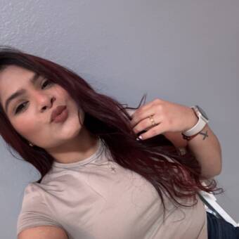 The avatar of Carolina