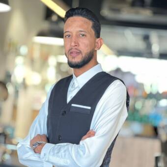 The avatar of youness