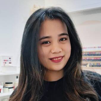 الصورة الرمزية لـ Lin Lin