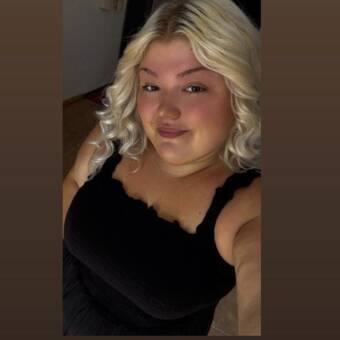 The avatar of Csenge