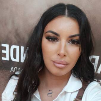 الصورة الرمزية لـ SUSANA