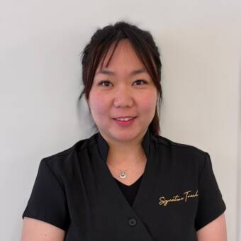 次のアバター： Amy