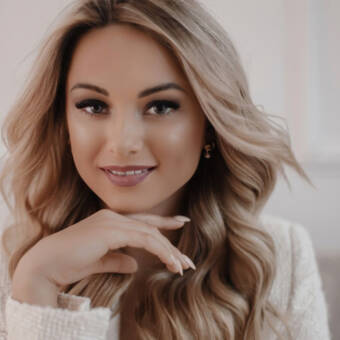 次のアバター： Zane