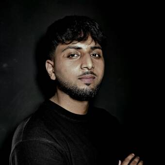 Henkilön Khush💈 avatar