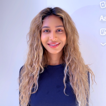 The avatar of Daveena