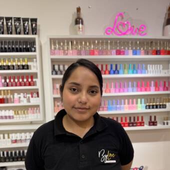 Mariana Vicenta的头像