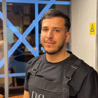 次のアバター： خليل