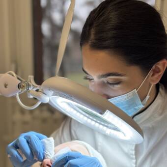 次のアバター： Irina