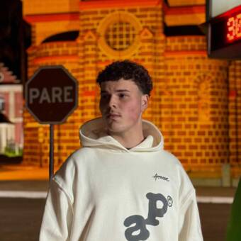 The avatar of Daniel