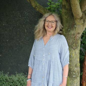 الصورة الرمزية لـ Hayley