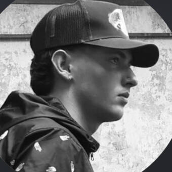 The avatar of Steven